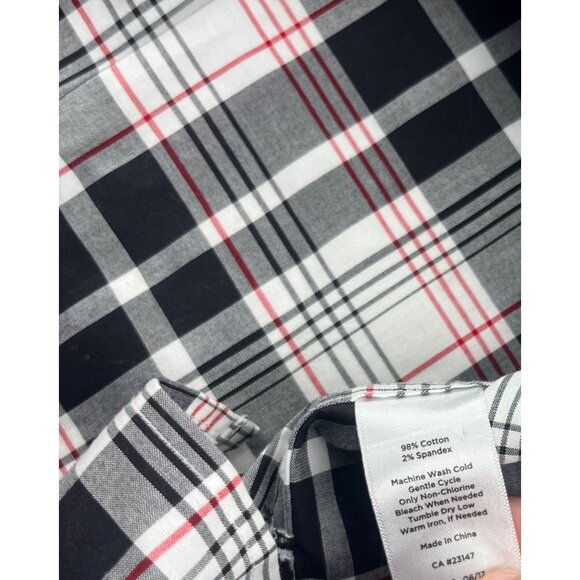 Talbots Women's Plaid Button-Down Shirt Size 12 Wrinkle Resistant Black White - Picture 3 of 5
